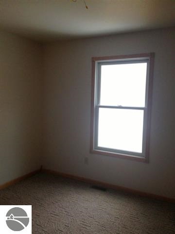 6249 East 26 1/4 Road Cadillac, MI 49601 - Photo 15 of 27 1744627-16.JPG