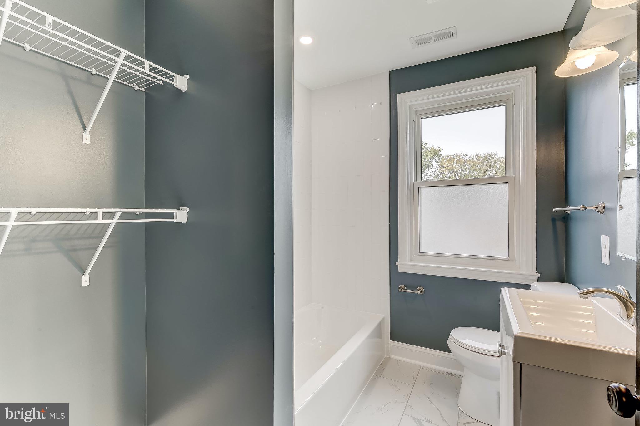 1624 Northgate Road Baltimore, MD 21218 - Photo 21 of 48