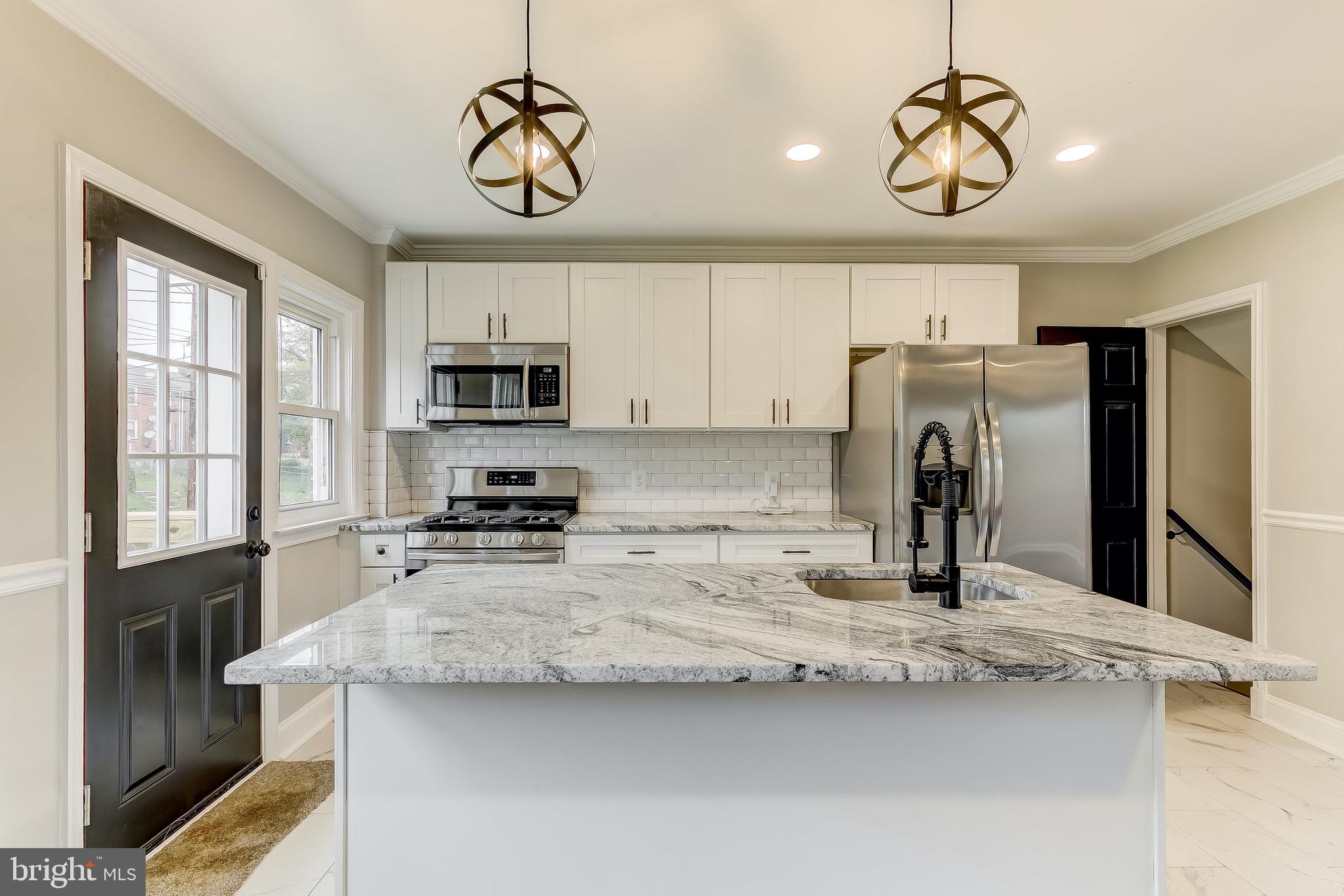 1624 Northgate Road Baltimore, MD 21218 - Photo 6 of 48