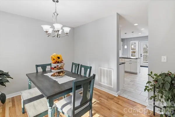 $580,000 | 9 Old Amber Drive, Weaverville, NC 28787
