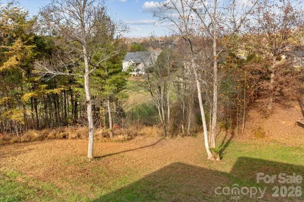 $580,000 | 9 Old Amber Drive, Weaverville, NC 28787