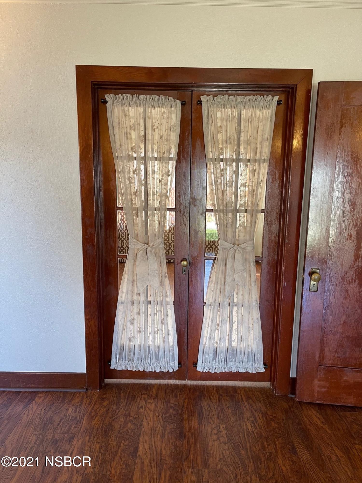 121 North N Street Lompoc, CA 93436 - Photo 19 of 33 121 North "N" Street (House)