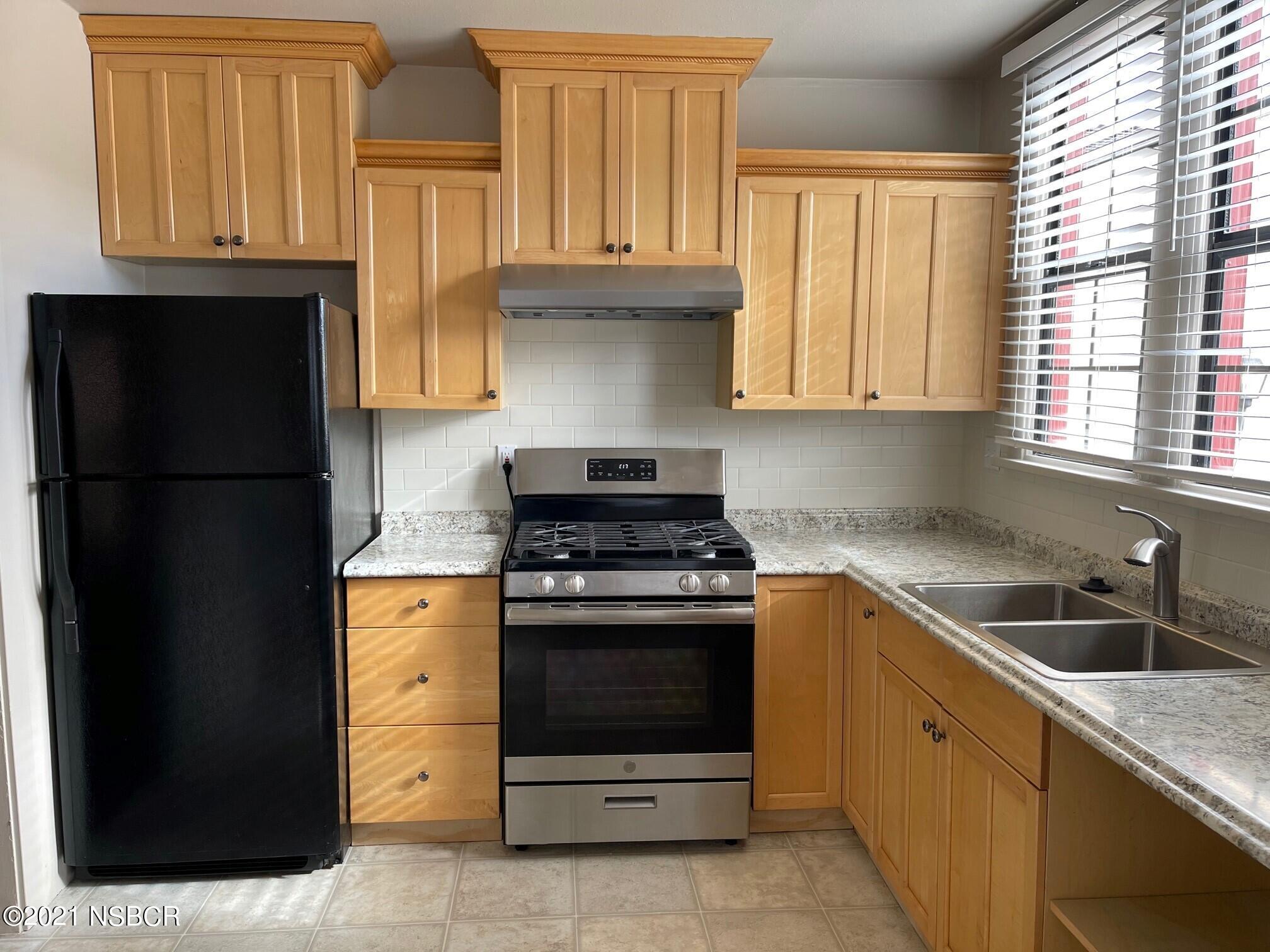 121 North N Street Lompoc, CA 93436 - Photo 21 of 33 121 North "N" Street (House)