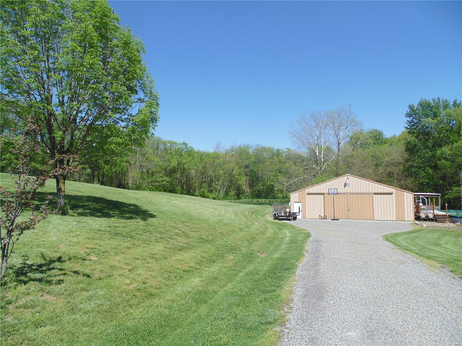 804 Arkansas Road Highland, IL 62249 - Photo 3 of 79