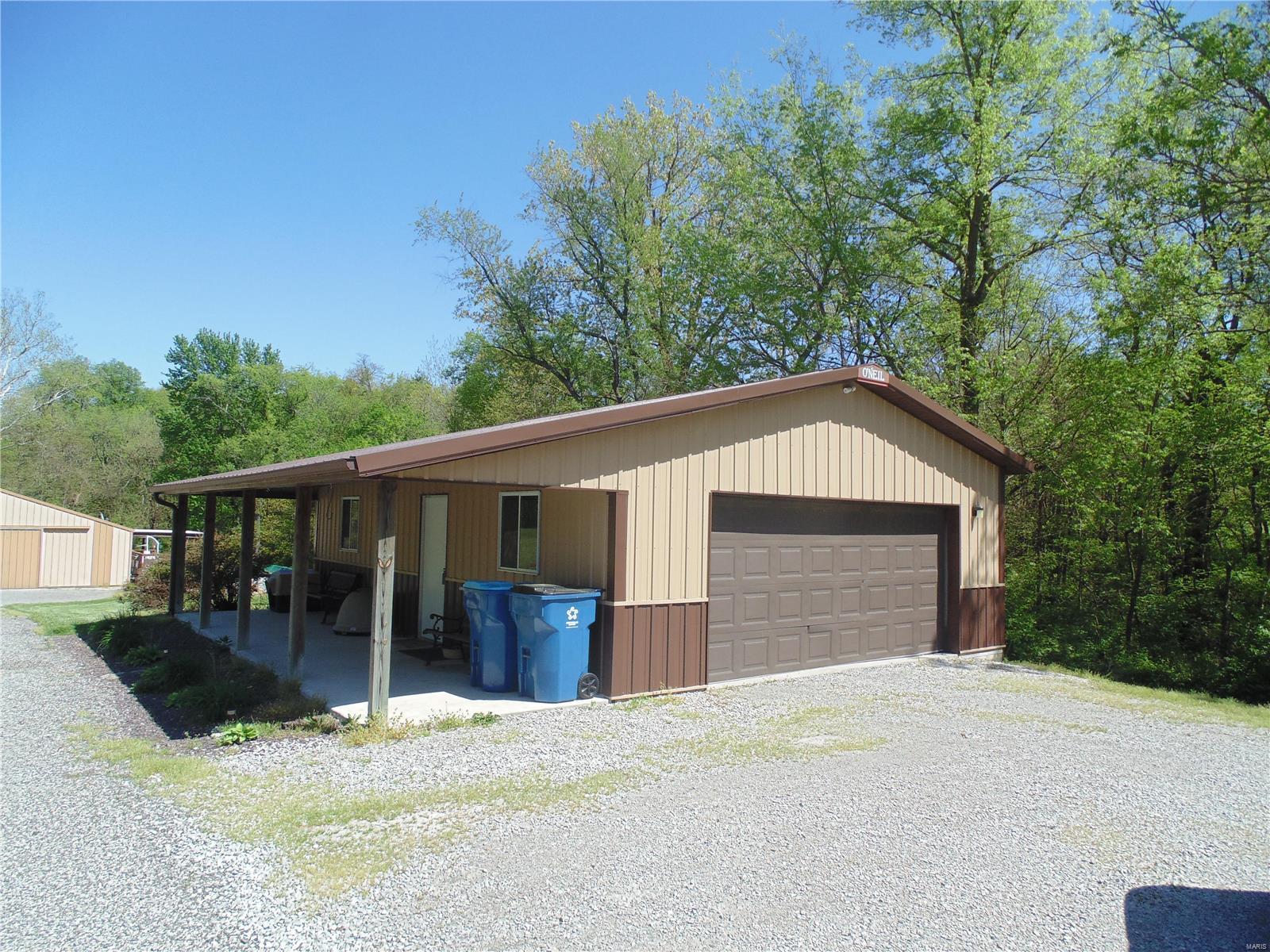 804 Arkansas Road Highland, IL 62249 - Photo 4 of 79
