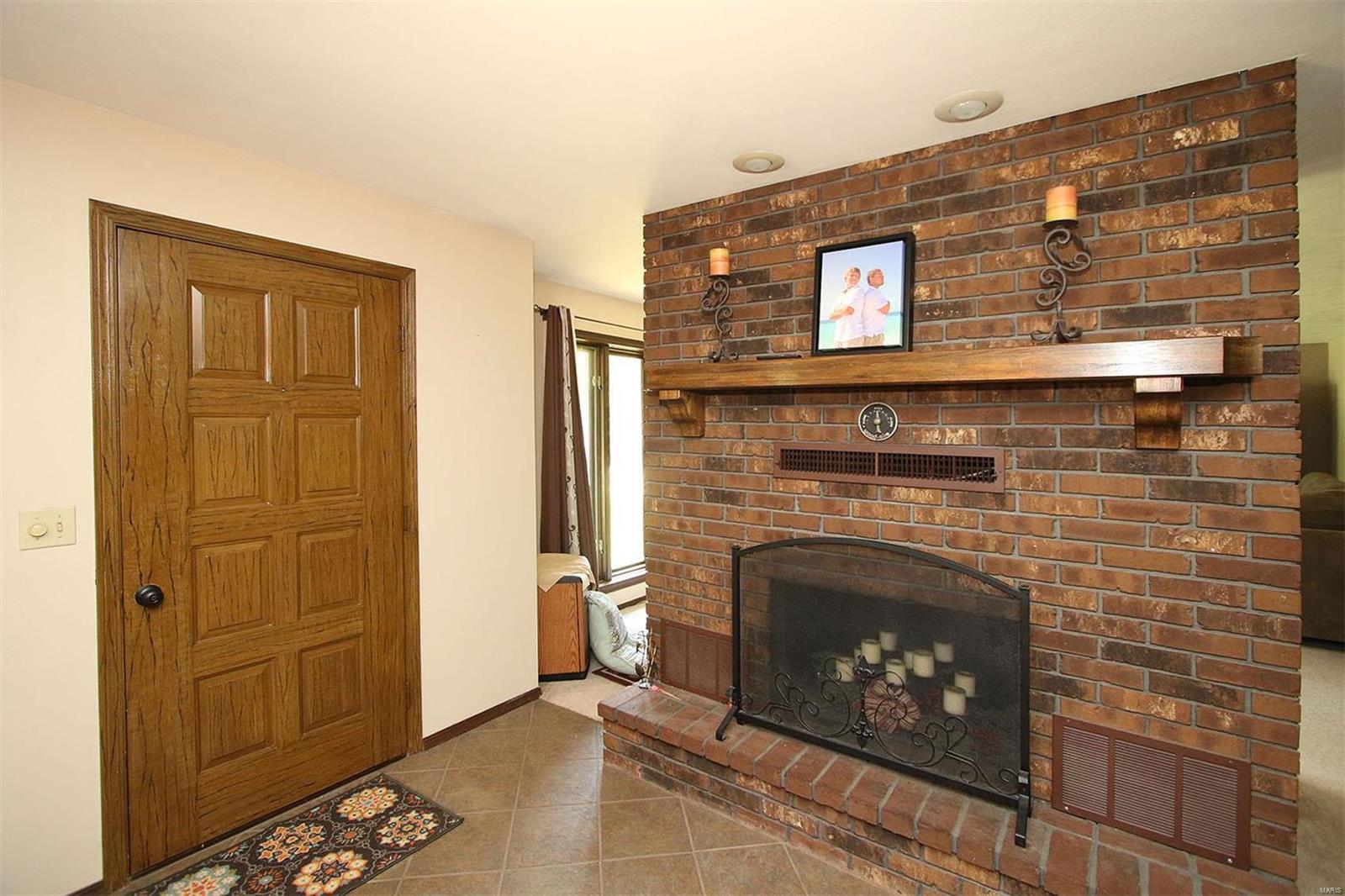 804 Arkansas Road Highland, IL 62249 - Photo 36 of 79