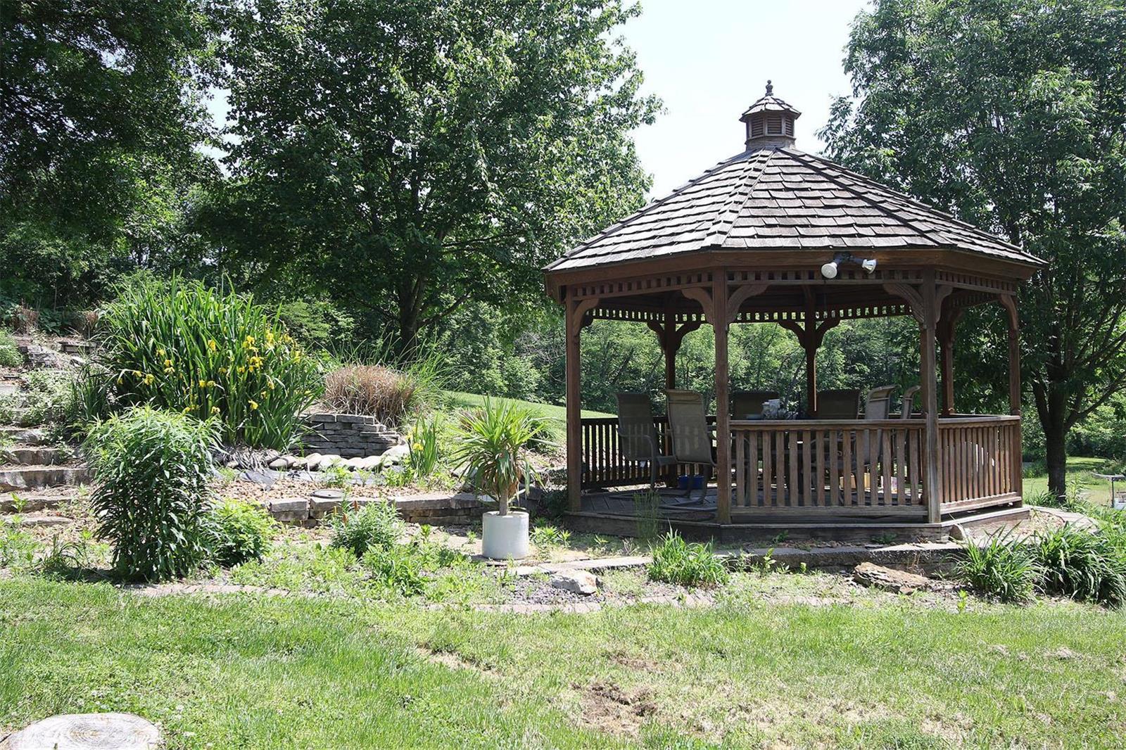 804 Arkansas Road Highland, IL 62249 - Photo 44 of 79