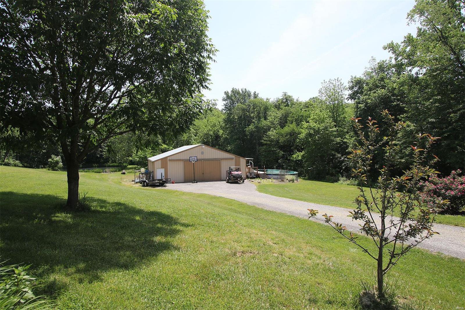 804 Arkansas Road Highland, IL 62249 - Photo 46 of 79