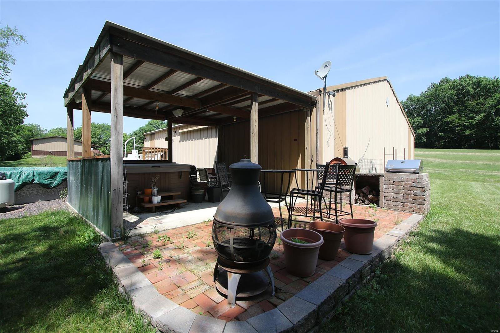 804 Arkansas Road Highland, IL 62249 - Photo 52 of 79