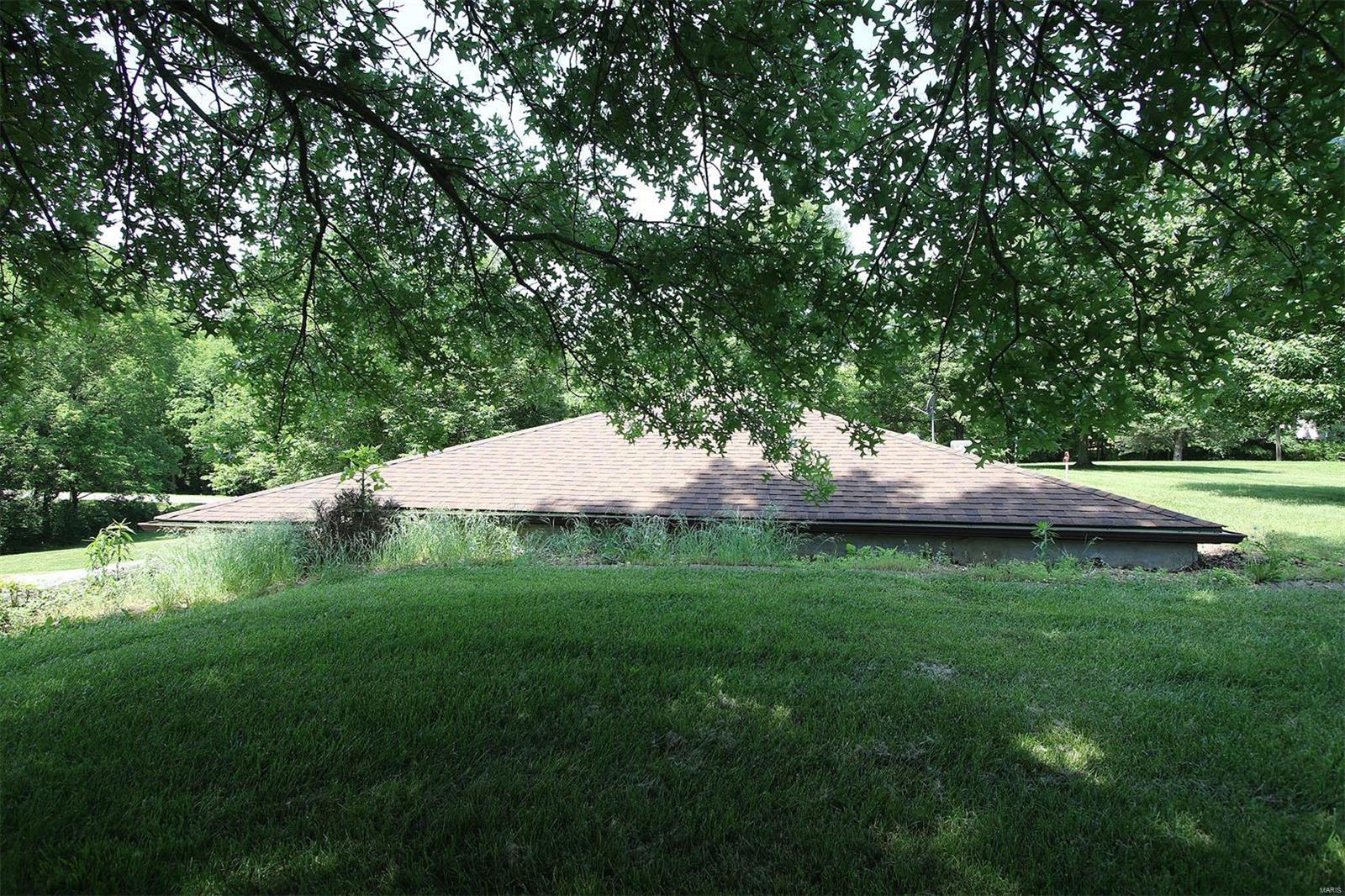 804 Arkansas Road Highland, IL 62249 - Photo 62 of 79