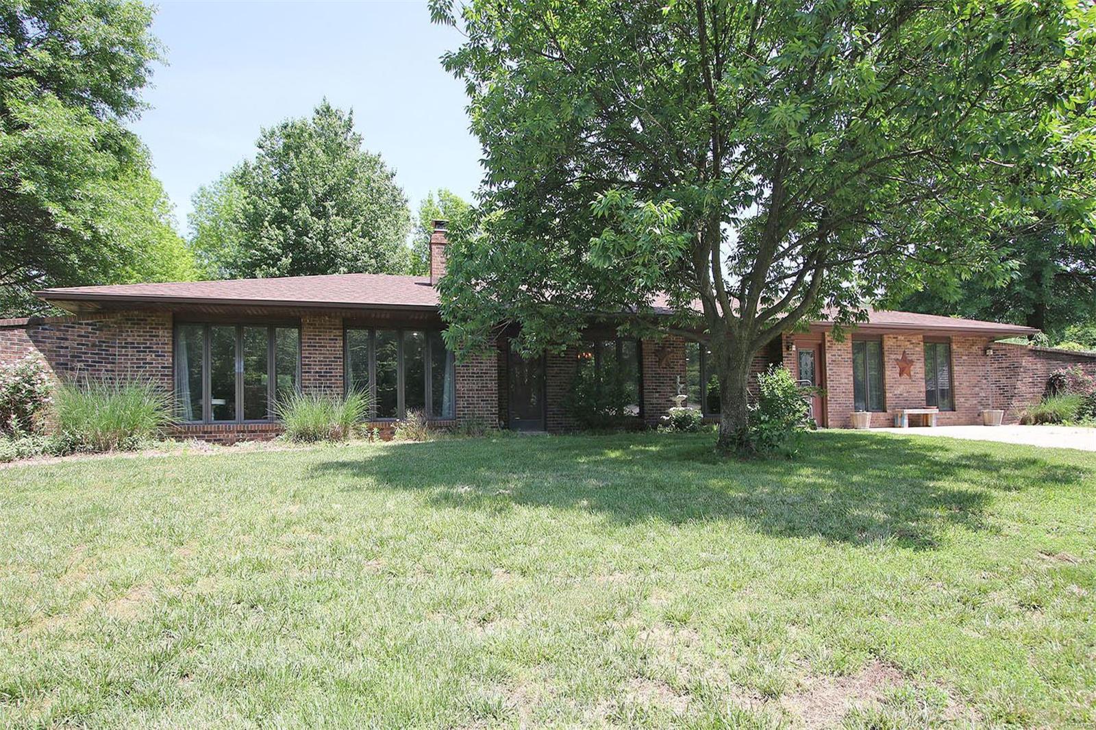 804 Arkansas Road Highland, IL 62249 - Photo 64 of 79