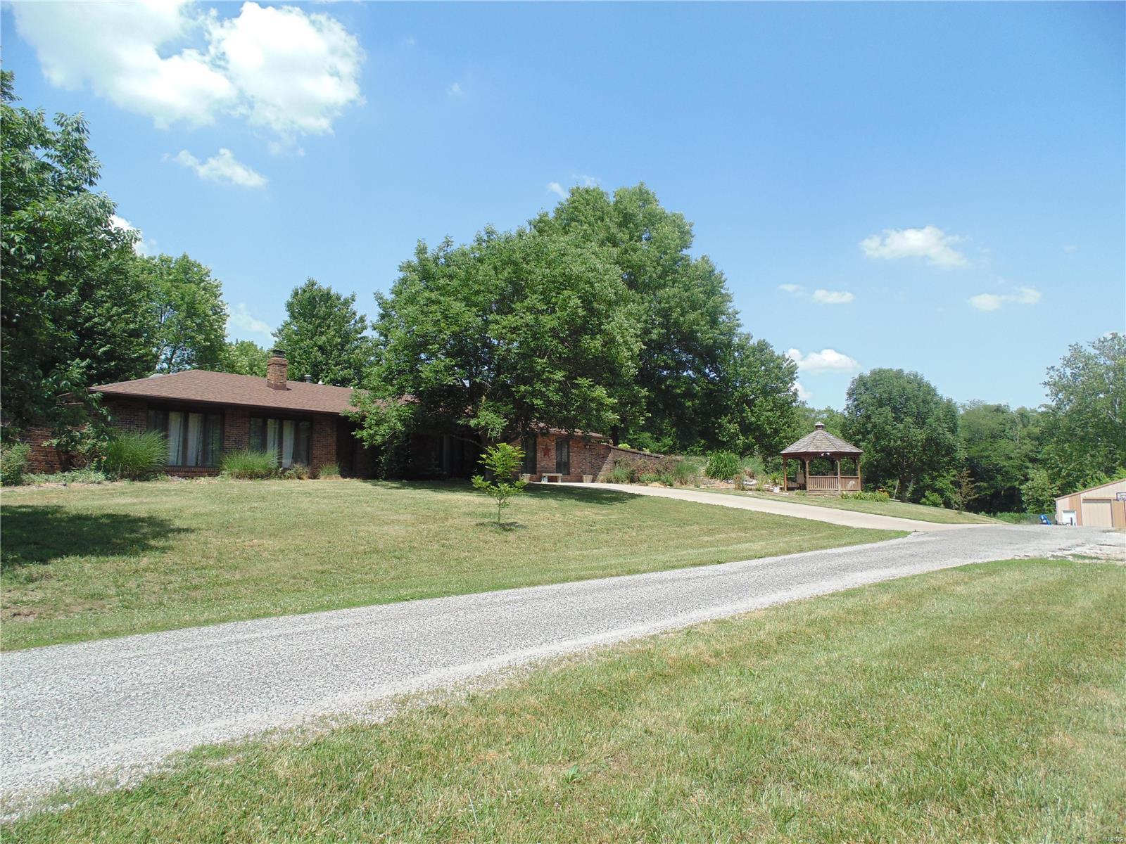 804 Arkansas Road Highland, IL 62249 - Photo 74 of 79