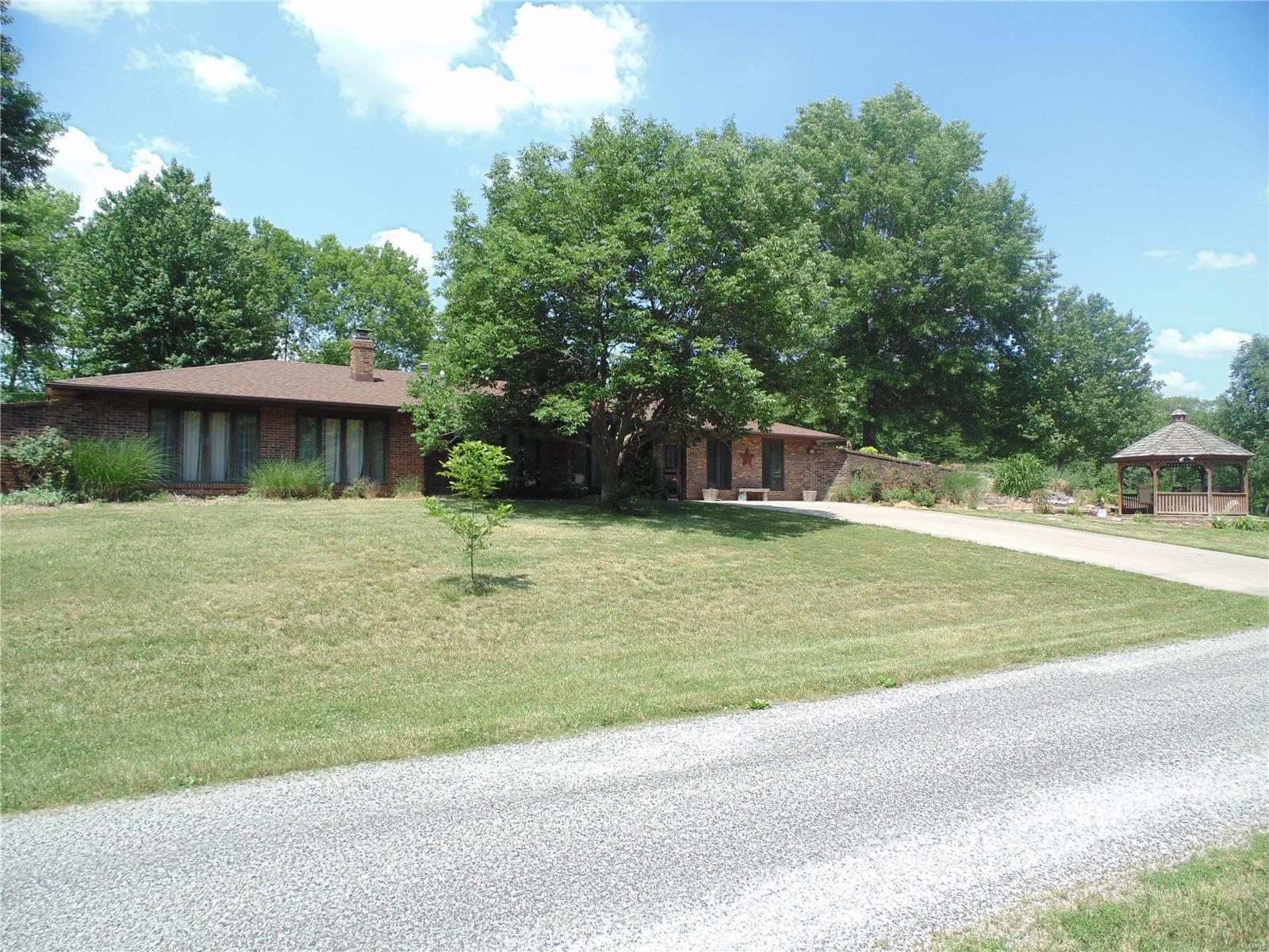 804 Arkansas Road Highland, IL 62249 - Photo 77 of 79