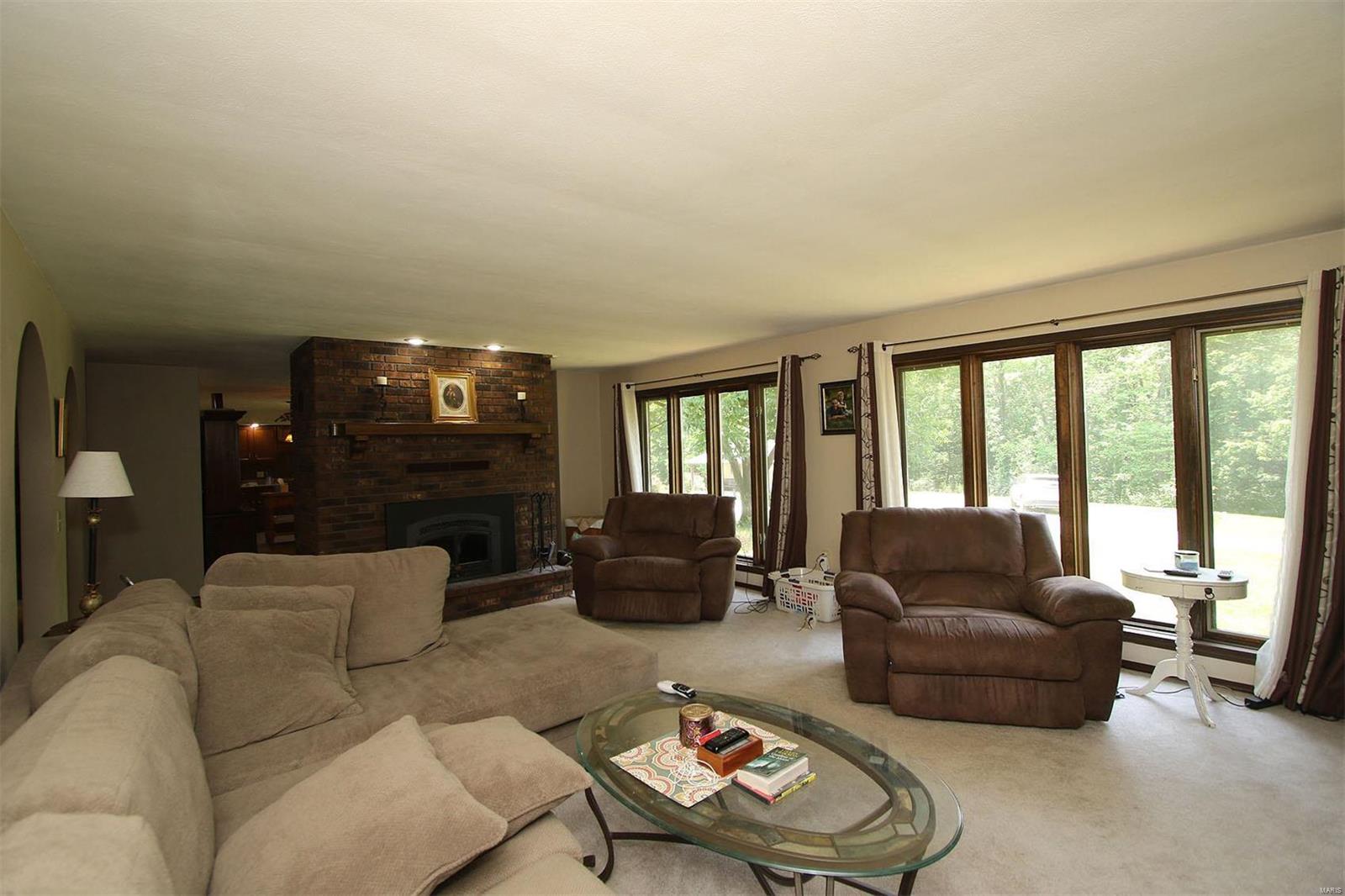 804 Arkansas Road Highland, IL 62249 - Photo 9 of 79
