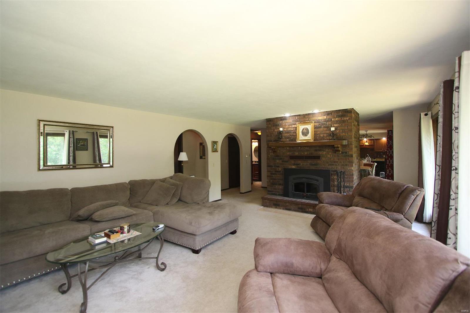 804 Arkansas Road Highland, IL 62249 - Photo 10 of 79