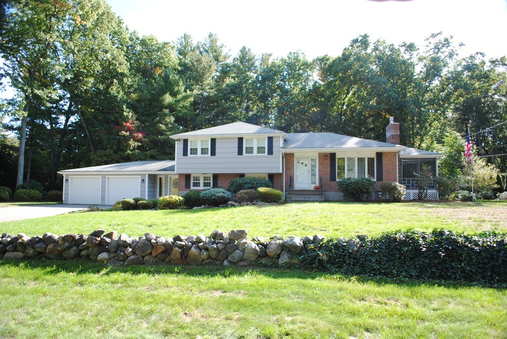 11 Hickory Road Sudbury, MA 01776 - Photo 1 of 27