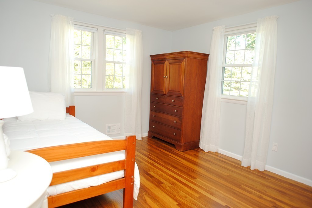 11 Hickory Road Sudbury, MA 01776 - Photo 17 of 27