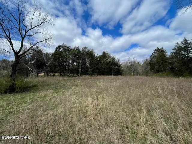 $169,900 | 3908 East Raccoon Valley Drive, Powell, TN 37849