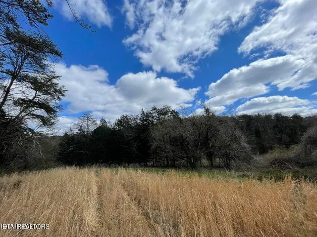 $169,900 | 3908 East Raccoon Valley Drive, Powell, TN 37849