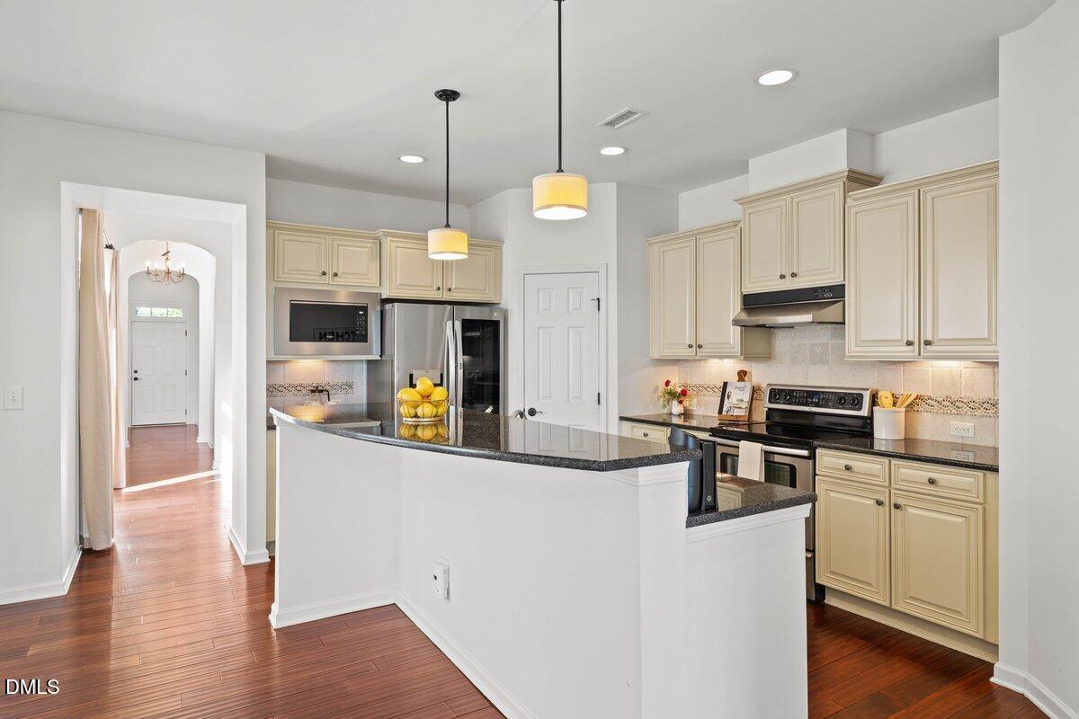 2777 Cashlin Drive Raleigh, NC 27616 - Photo 30 of 34 2777 Cashlin-31