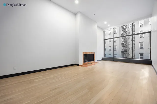 $35,000 | 238 East 67th Street | Lenox Hill