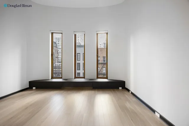 $35,000 | 238 East 67th Street | Lenox Hill