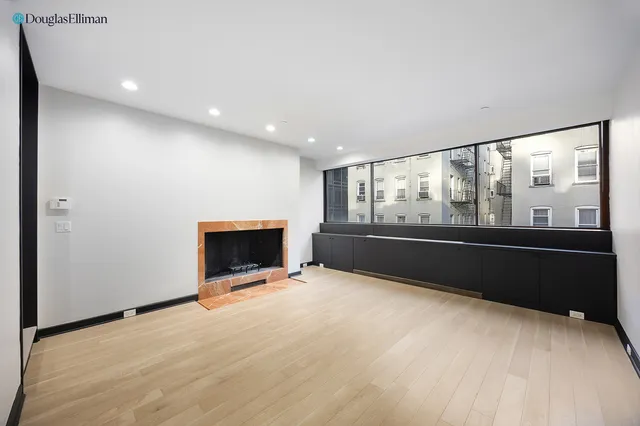 $35,000 | 238 East 67th Street | Lenox Hill