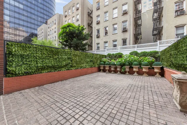 $35,000 | 238 East 67th Street | Lenox Hill
