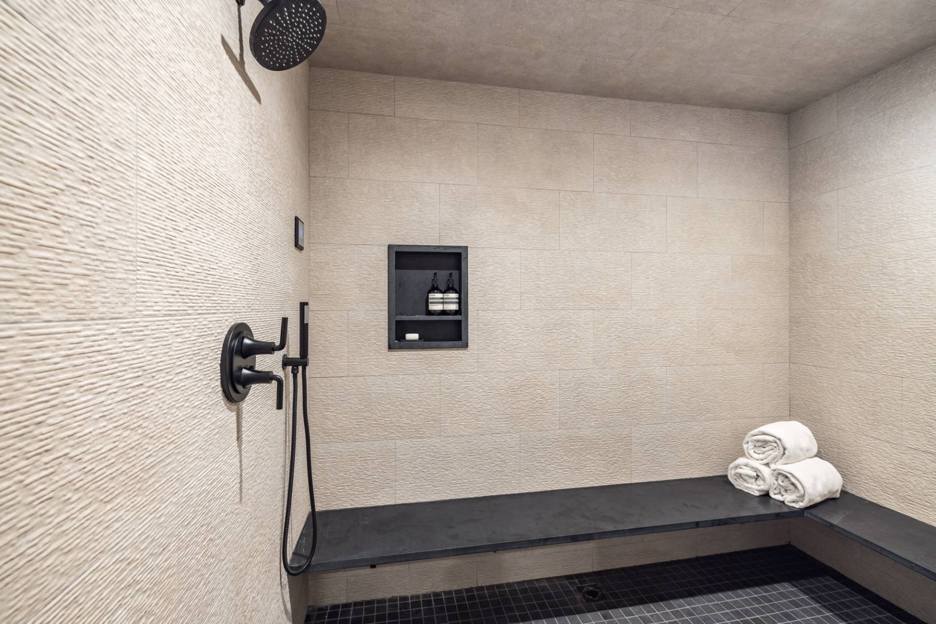 1224 Head Of Pond Road Water Mill, NY 11976 - Photo 23 of 25