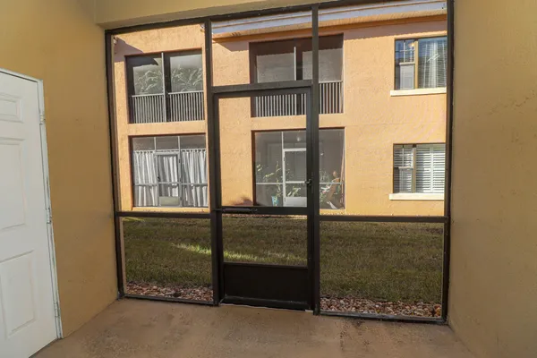 a view of an entrance of the house