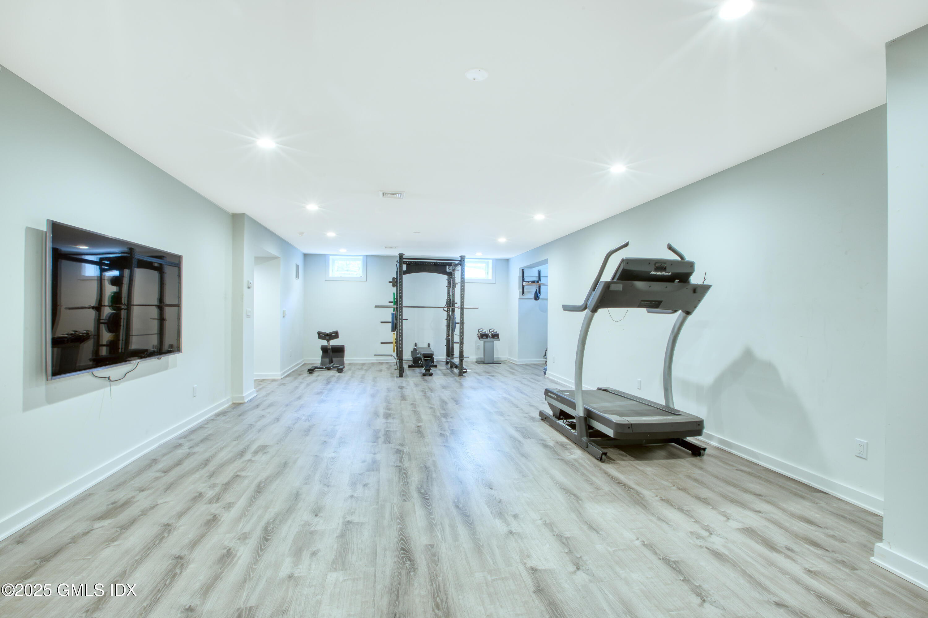 507 River Road Cos Cob, CT 06807 - Photo 30 of 36 864A8320-18