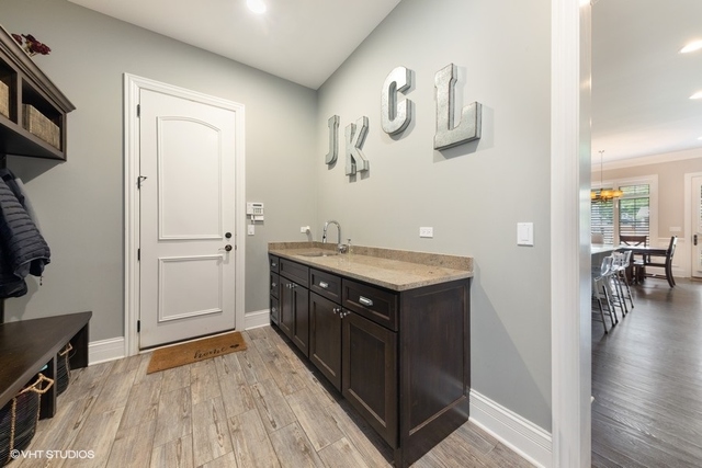 122 Walnut Street Elmhurst, IL 60126 - Photo 12 of 41 a kitchen with a sink and cabinets