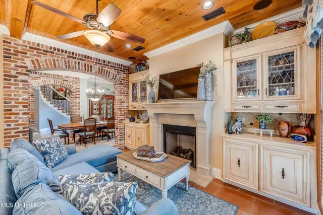 $1,375,000 | 3340 Volley Campbell Road, Terry, MS 39170