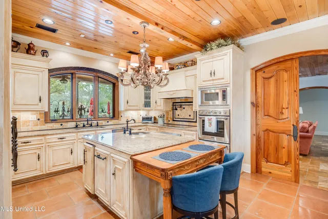 $1,375,000 | 3340 Volley Campbell Road, Terry, MS 39170