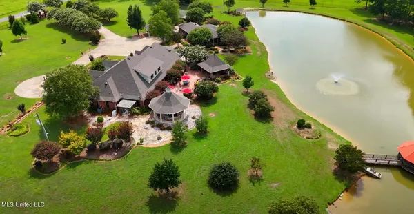 $1,350,000 | 3340 Volley Campbell Road, Terry, MS 39170
