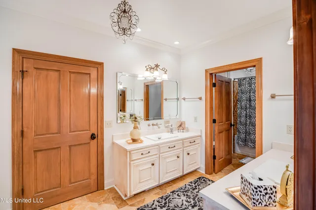 $1,375,000 | 3340 Volley Campbell Road, Terry, MS 39170