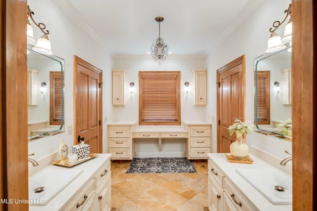 $1,375,000 | 3340 Volley Campbell Road, Terry, MS 39170