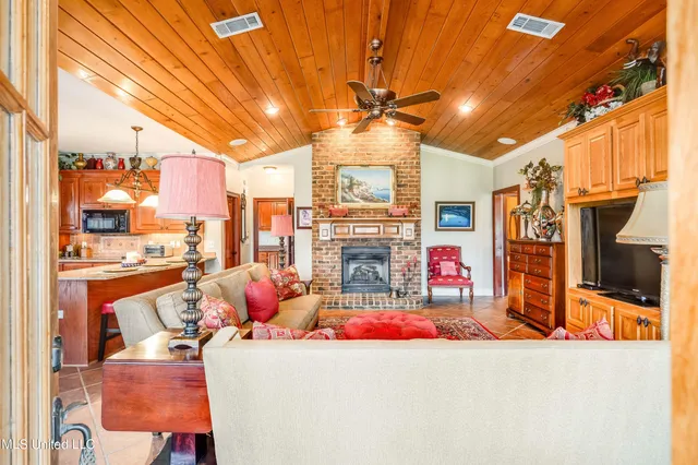 $1,375,000 | 3340 Volley Campbell Road, Terry, MS 39170