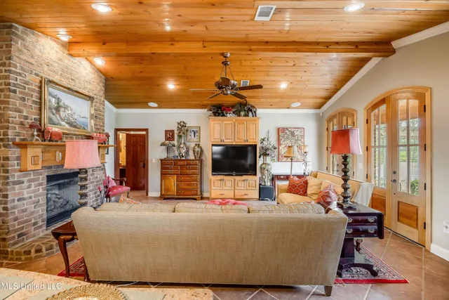 $1,375,000 | 3340 Volley Campbell Road, Terry, MS 39170