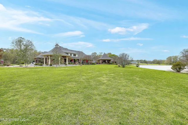 $1,375,000 | 3340 Volley Campbell Road, Terry, MS 39170