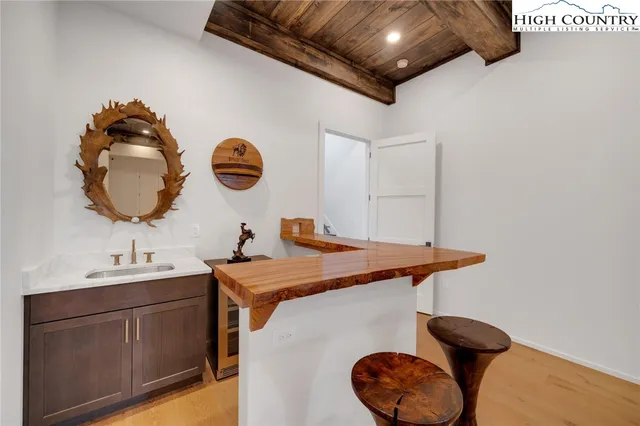 $4,500,000 | 404 Silver Eagle Trail, Banner Elk, NC 28604