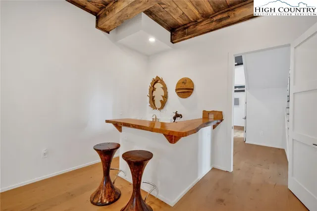 $4,500,000 | 404 Silver Eagle Trail, Banner Elk, NC 28604