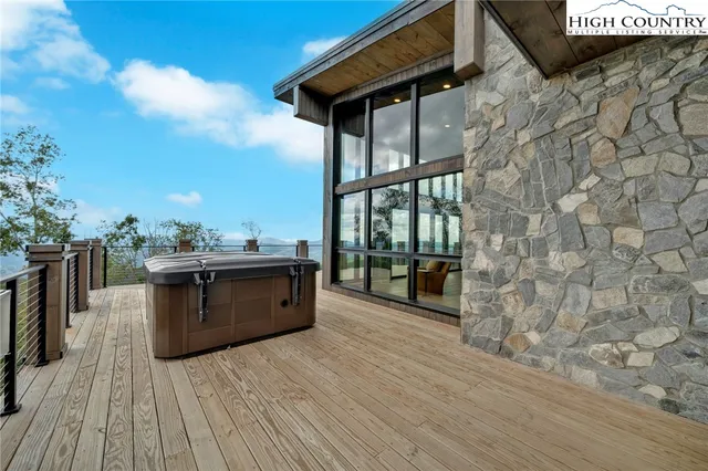 $4,500,000 | 404 Silver Eagle Trail, Banner Elk, NC 28604