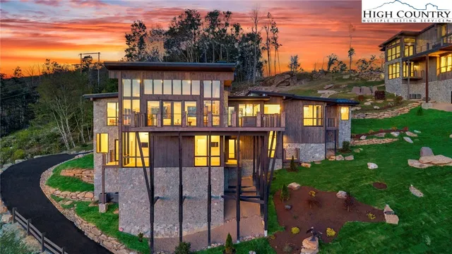 $4,500,000 | 404 Silver Eagle Trail, Banner Elk, NC 28604