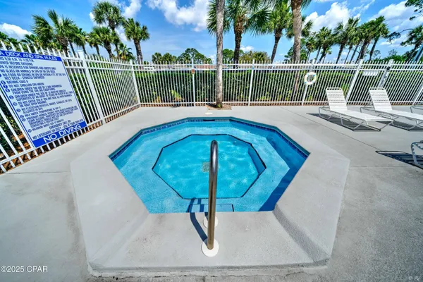 $259,900 | 1219 Thomas Drive, Unit 113, Panama City, FL 32408
