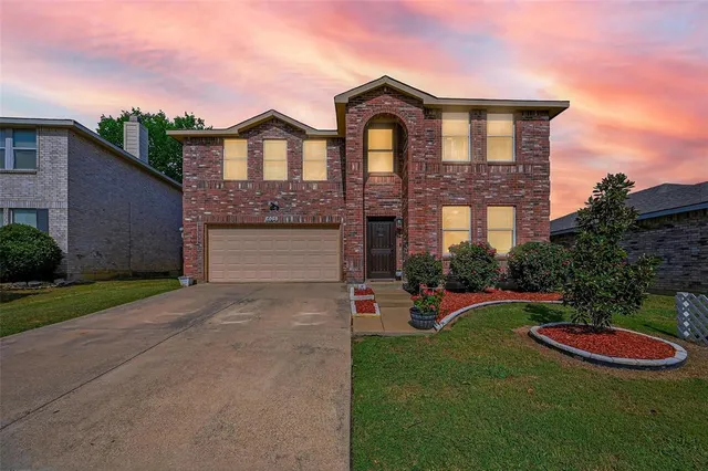 $445,000 | 605 Jagera Way, Arlington, TX 76002