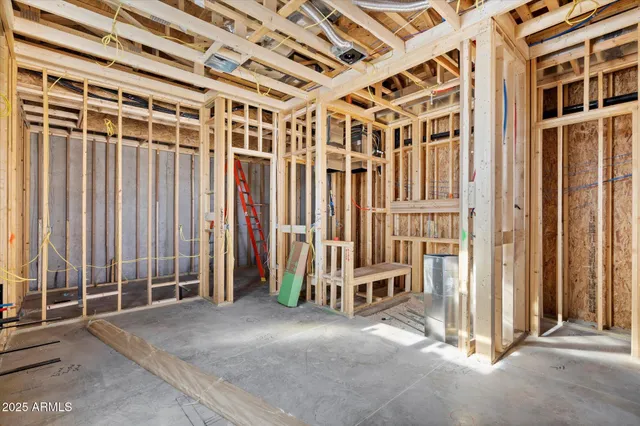 a view of entryway with interior