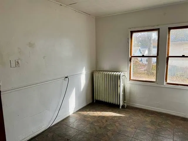 $152,000 | 2223 South Lincoln Avenue, Davenport, IA 52802