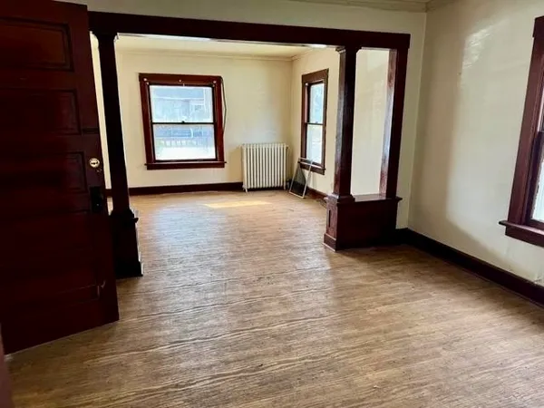 a view of an entrance of the house