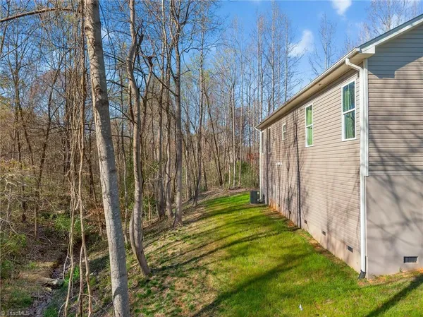 $306,000 | 2113 Lancey Drive, Thomasville, NC 27360